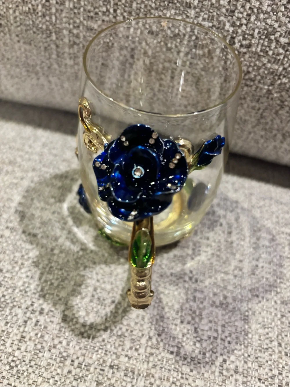N/A clear glass